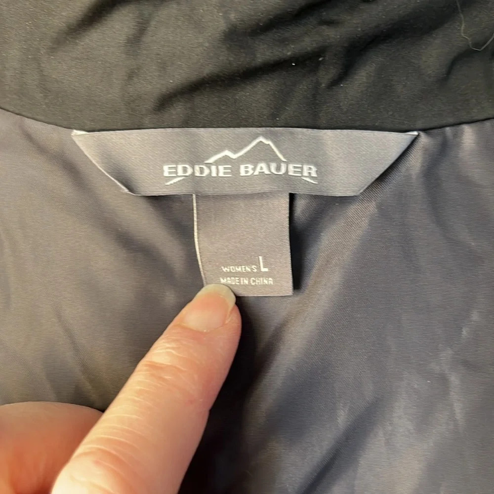EDDIE‎ BAUER LIGHTWEIGHT BLACK QUILTED JACKET
